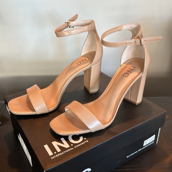 INC Lexini Dark Almond Sandals 7.5M - Picture 2 of 8